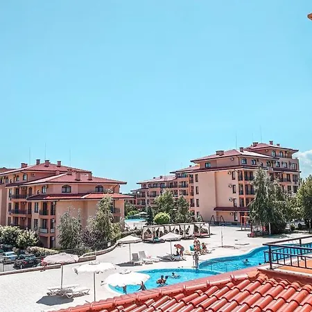 Family Near Beach, Pools & Star Dreams Complex *
