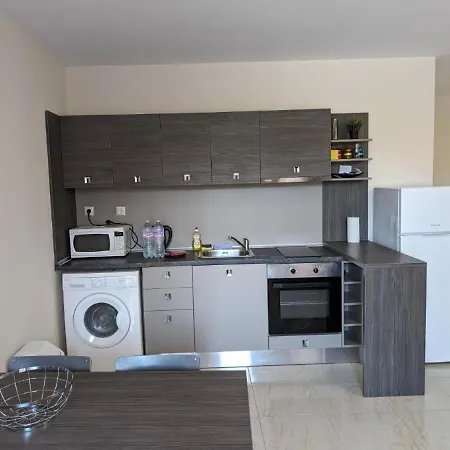 Family Near Beach, Pools & Star Dreams Complex Apartment Sveti Vlas