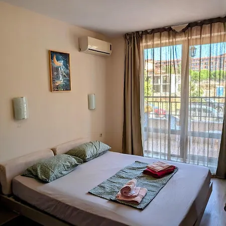 Apartament Family Near Beach, Pools & Star Dreams Complex Święty Włas