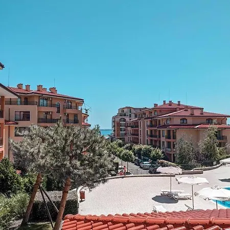 Apartament Family Near Beach, Pools & Star Dreams Complex Święty Włas